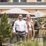 Baer & Post Hotel 3*