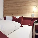 Baer & Post Hotel