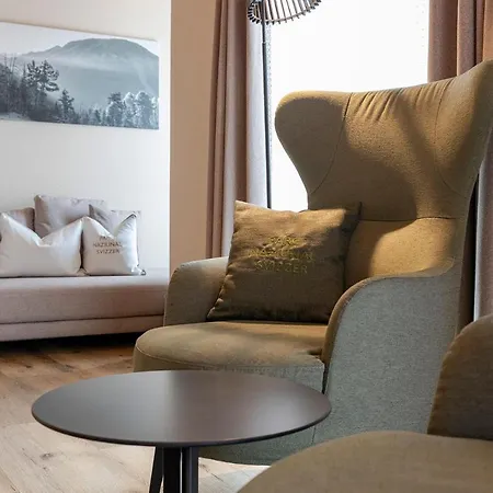 Baer & Post Hotel 3*