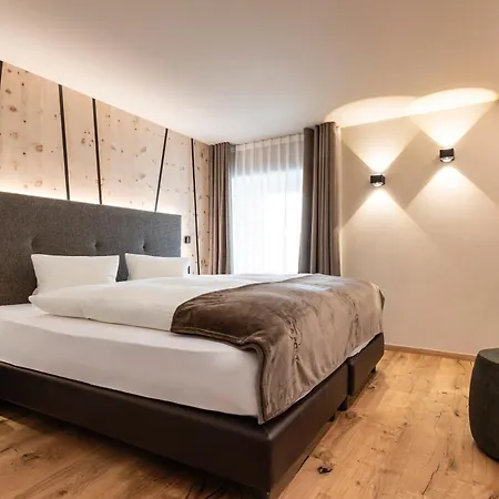 Baer & Post 3* Zernez