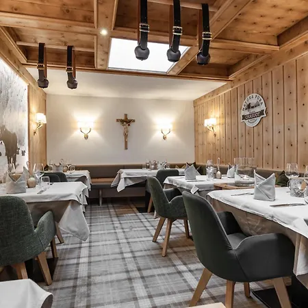 Hotel Baer & Post 3*