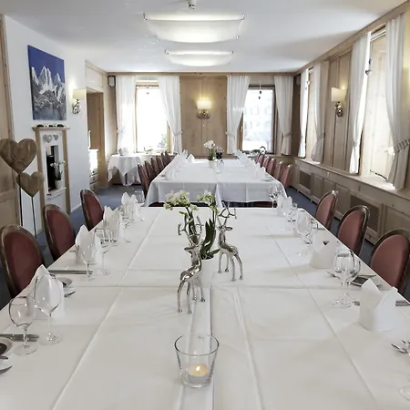 Baer & Post Hotel Zernez