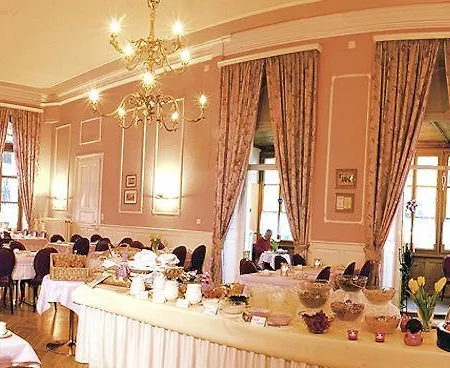 Baer & Post Ξενοδοχείο Zernez