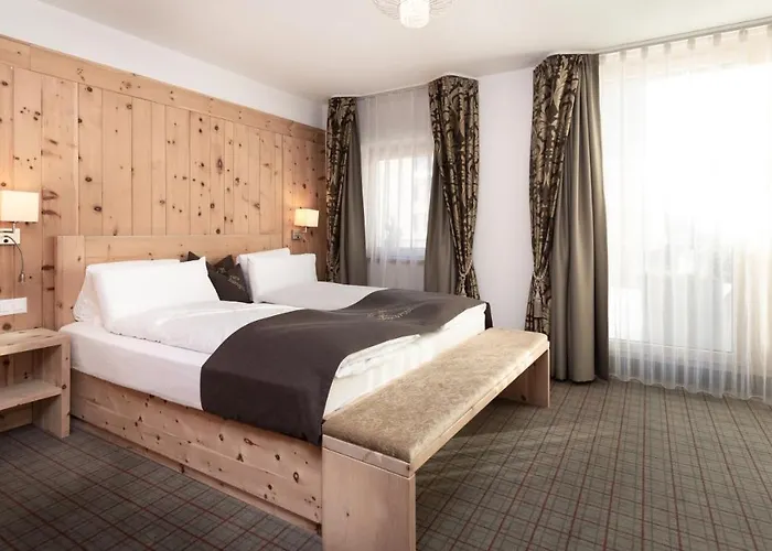 Baer&post Hotel Zernez