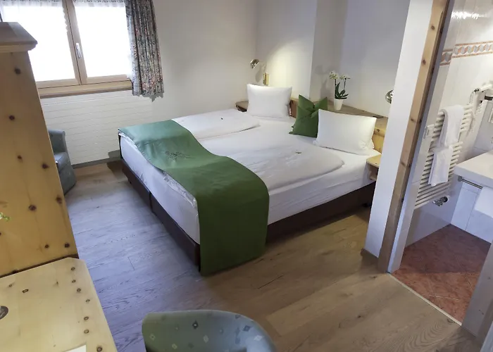 Hotel Baer&post Zernez