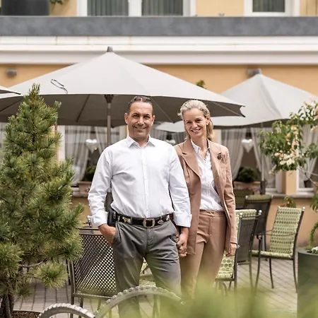 Baer & Post Hotel 3*