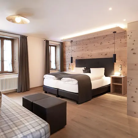 Baer & Post Hotel 3*